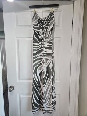 Tommy Bahama Strapless Zebra-Print Maxi Dress in Green & White